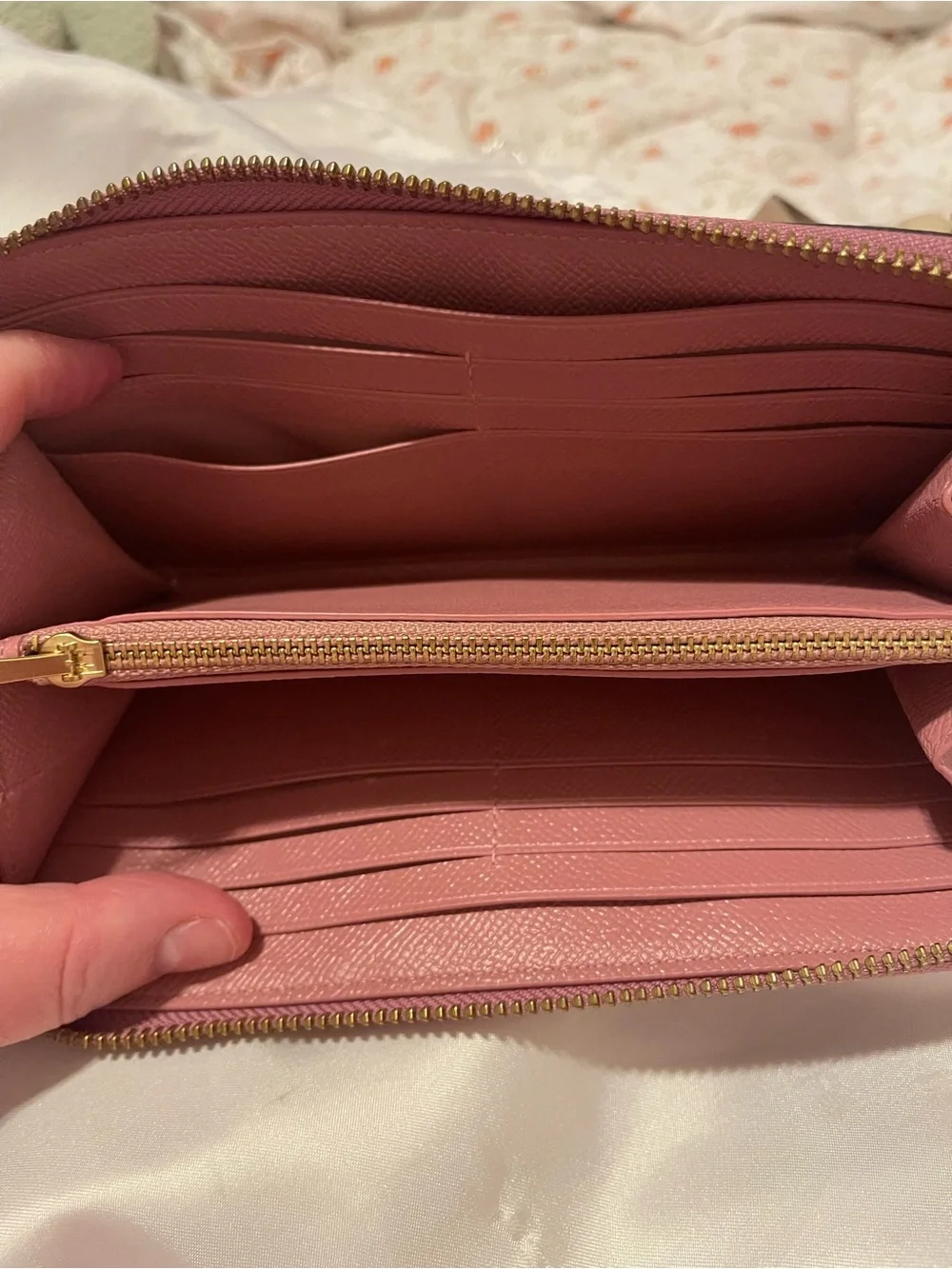 Coach Metallic Tulip Pink Long Zip Around Wallet 👛🌷💞👛🌷💞